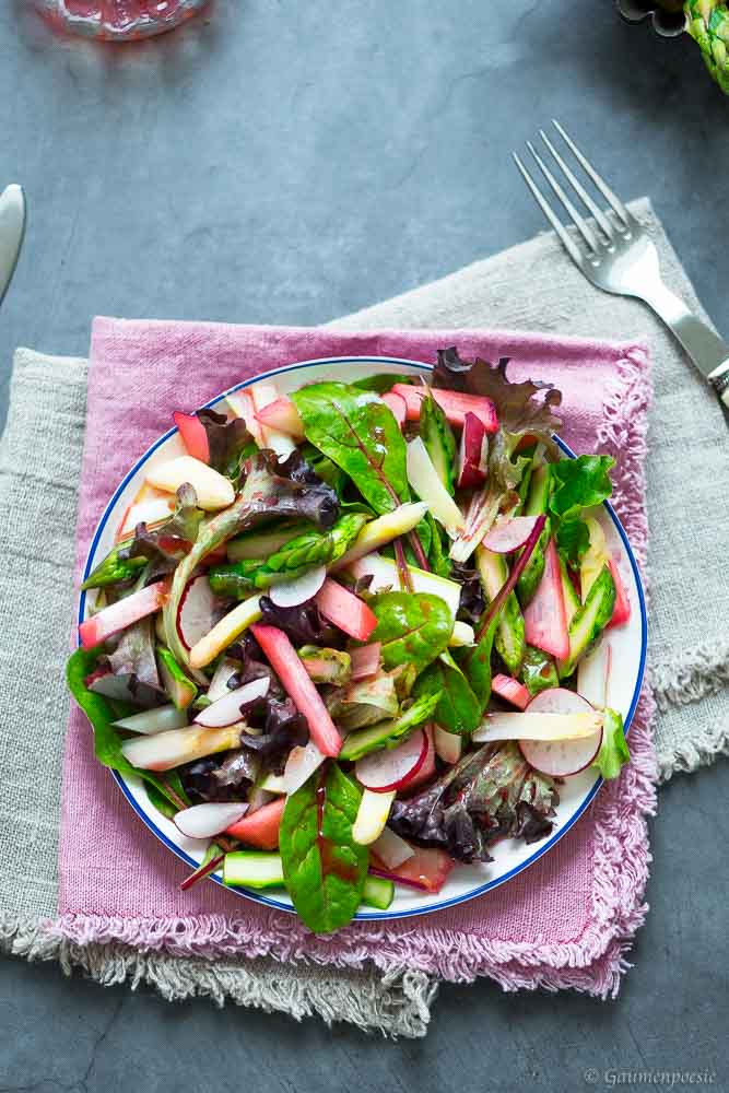 Sommerlicher Rhabarber-Spargel-Salat 4