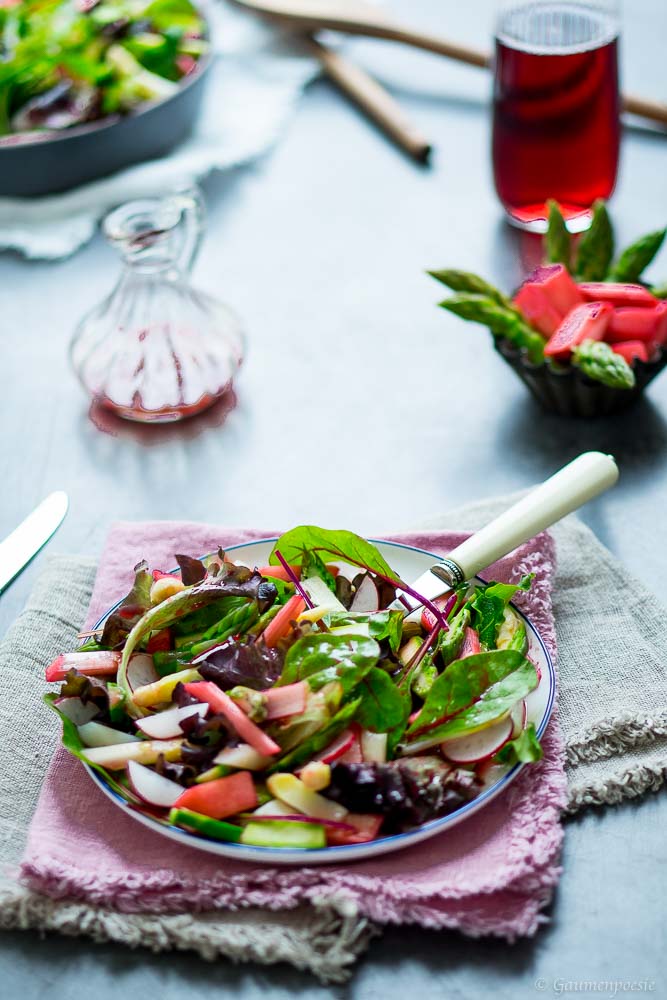 Sommerlicher Rhabarber-Spargel-Salat 2